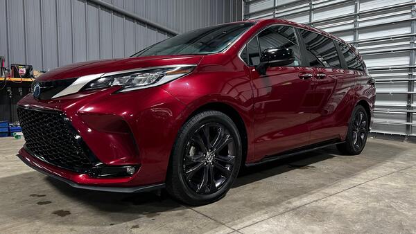 Toyota Sienna — Interior Detail