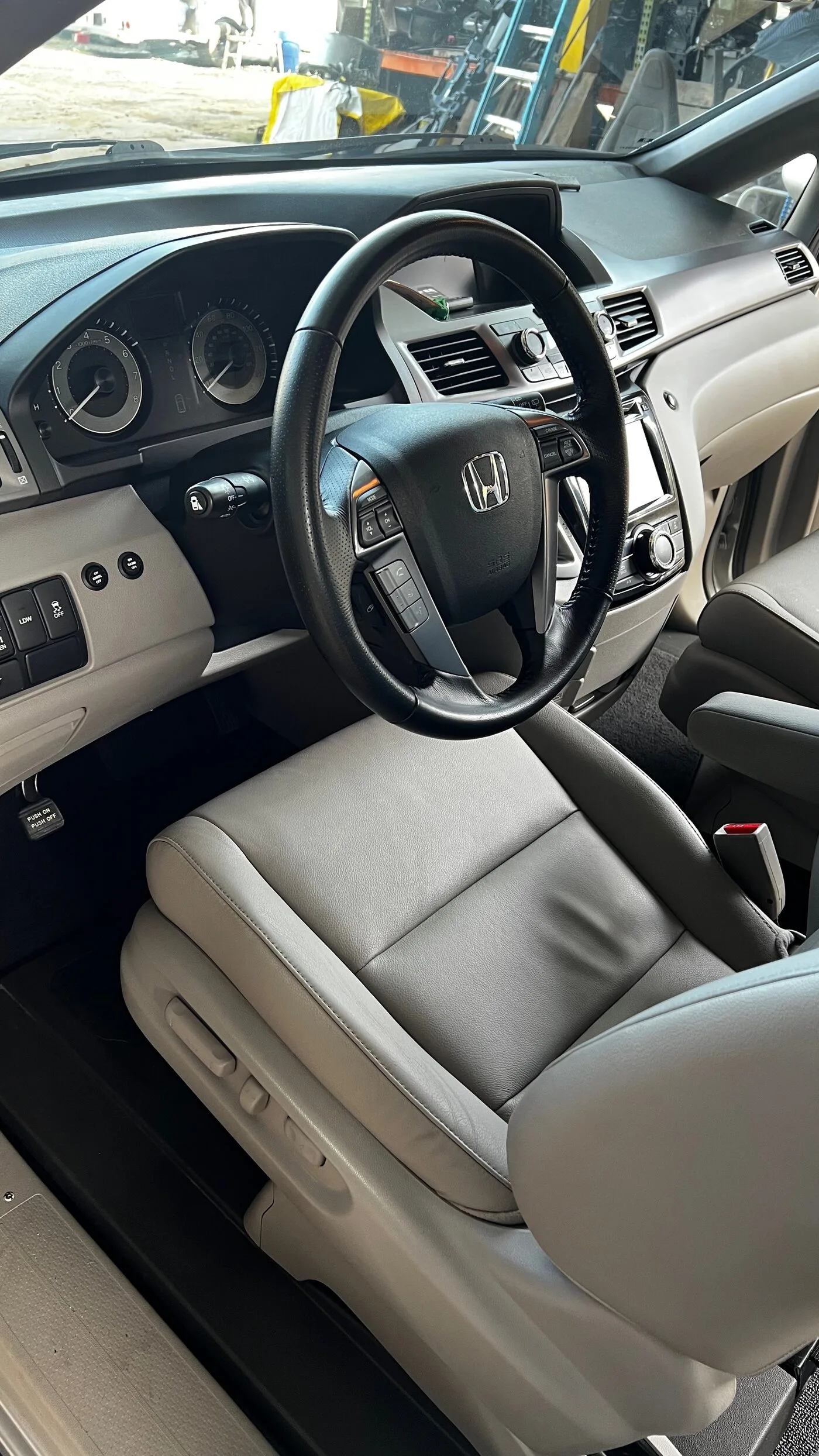 Honda Odyssey — initial interior condition